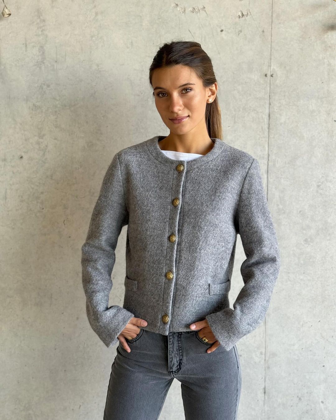 Gray Wool Lady Jacket with Gold Buttons